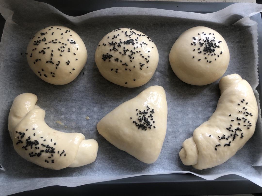 鲜奶红豆包