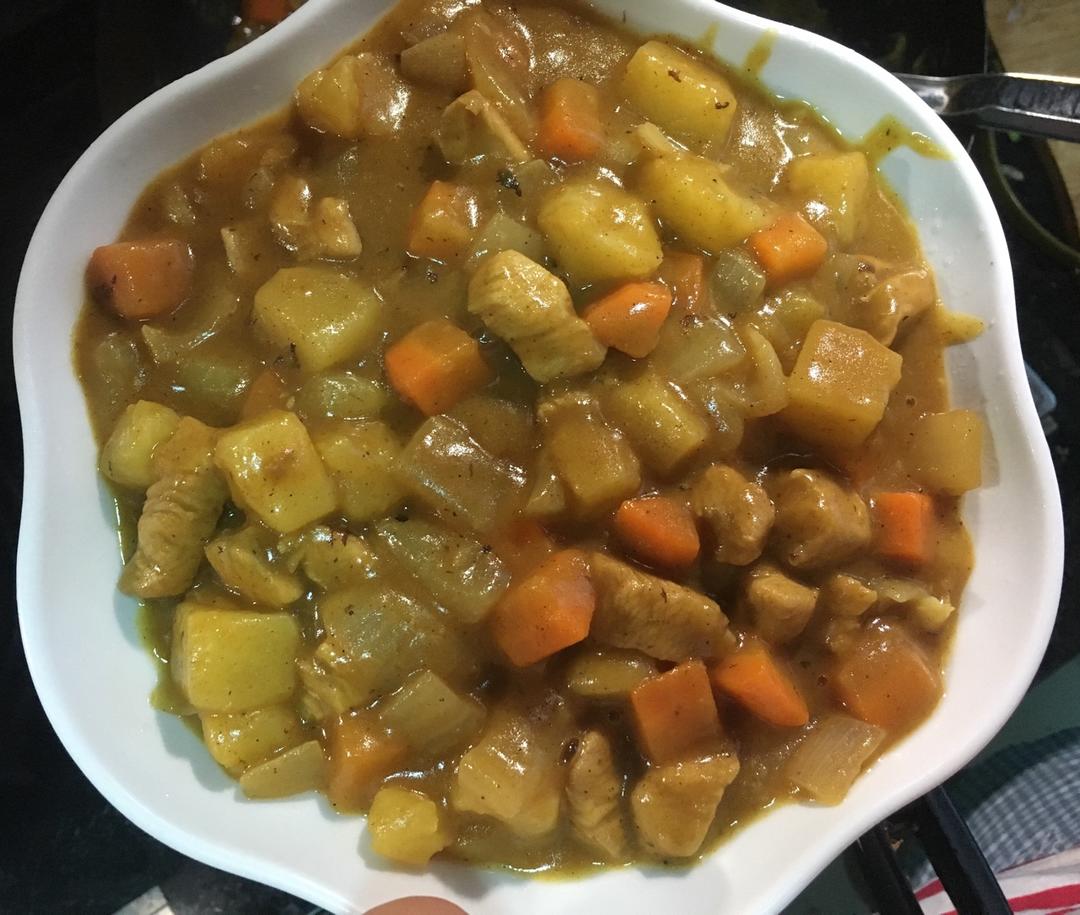 咖喱土豆鸡块