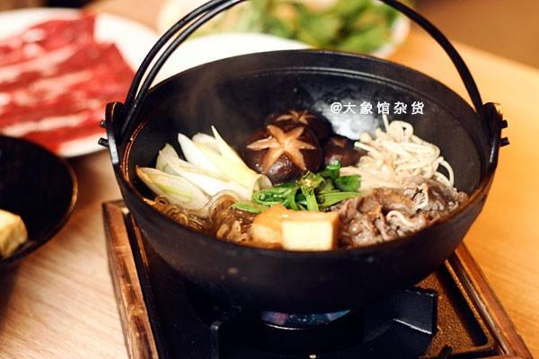 寿喜烧（日式牛肉锅）的做法