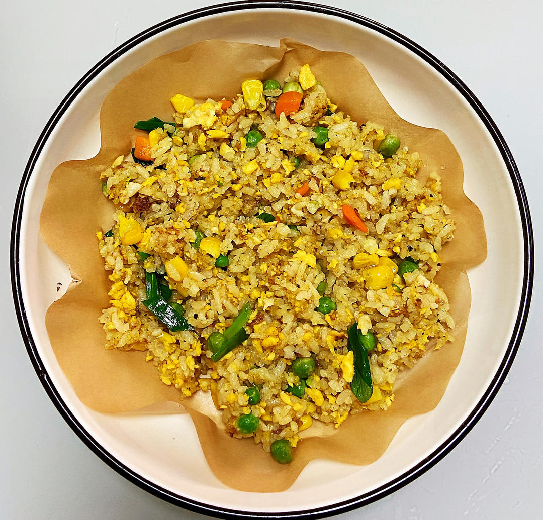 被小朋友翻牌率较高的时蔬咖喱蛋炒饭[味好美咖喱酱]