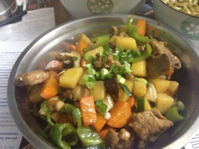 土豆炖排骨