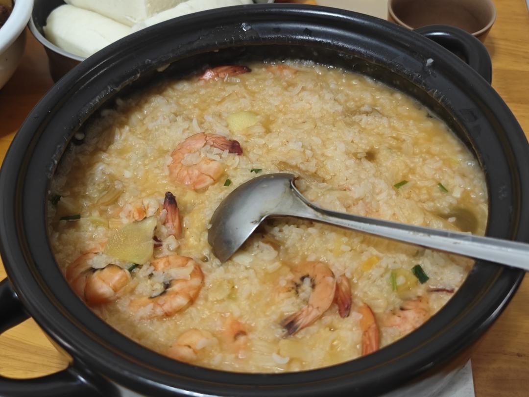 完爆大排档的潮汕砂锅虾粥！