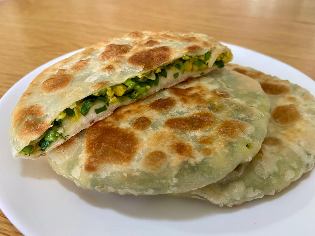 薄皮大馅儿韭菜盒子，冷了也不变硬