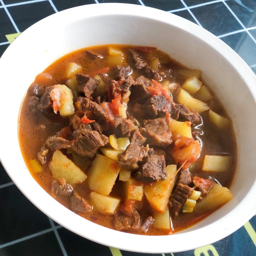 番茄土豆炖牛腩