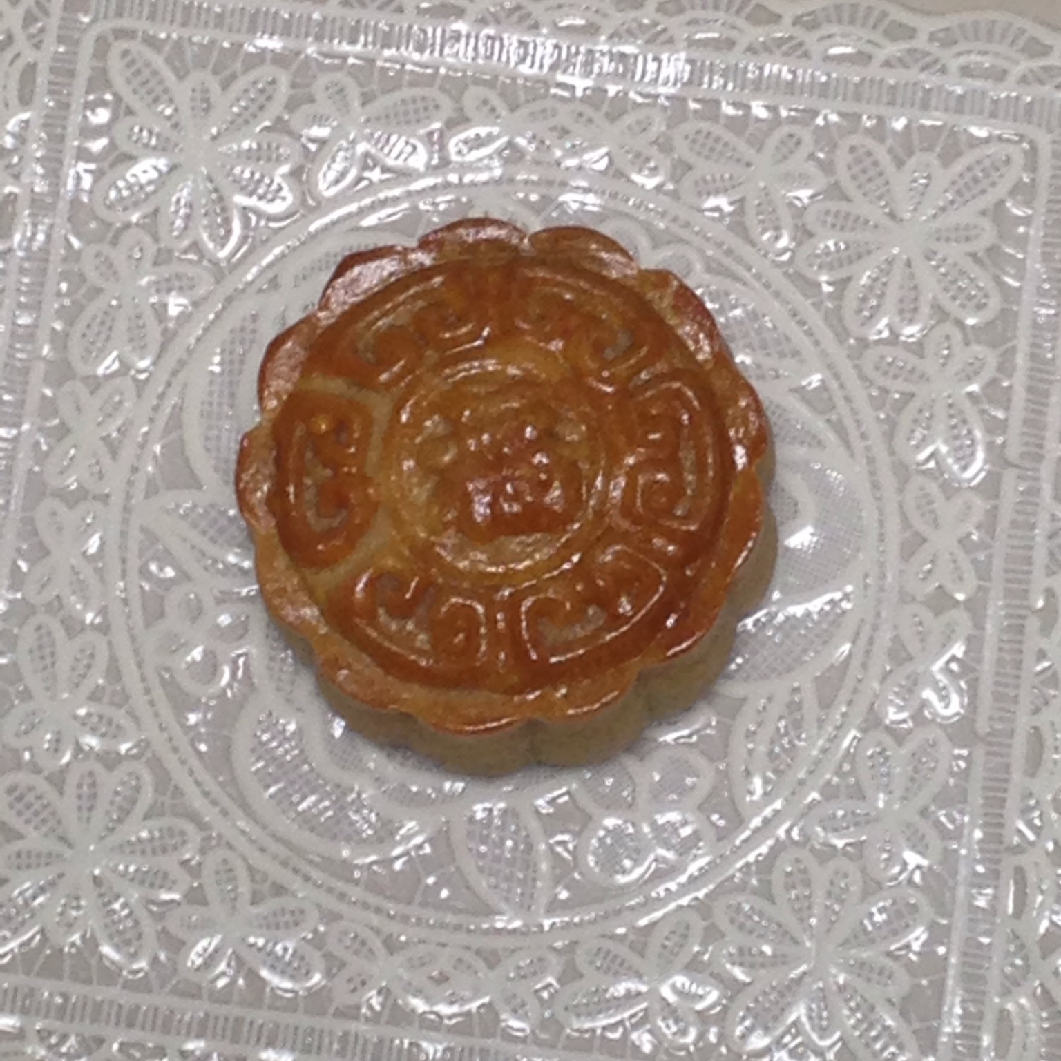 广式月饼－－蛋黄豆沙月饼
