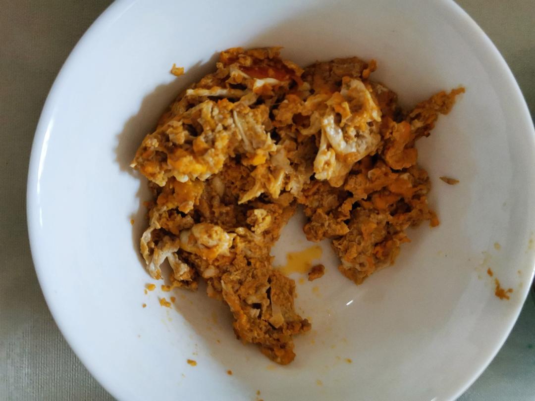 赛螃蟹/蟹黄蛋 (鸭蛋消耗好办法)