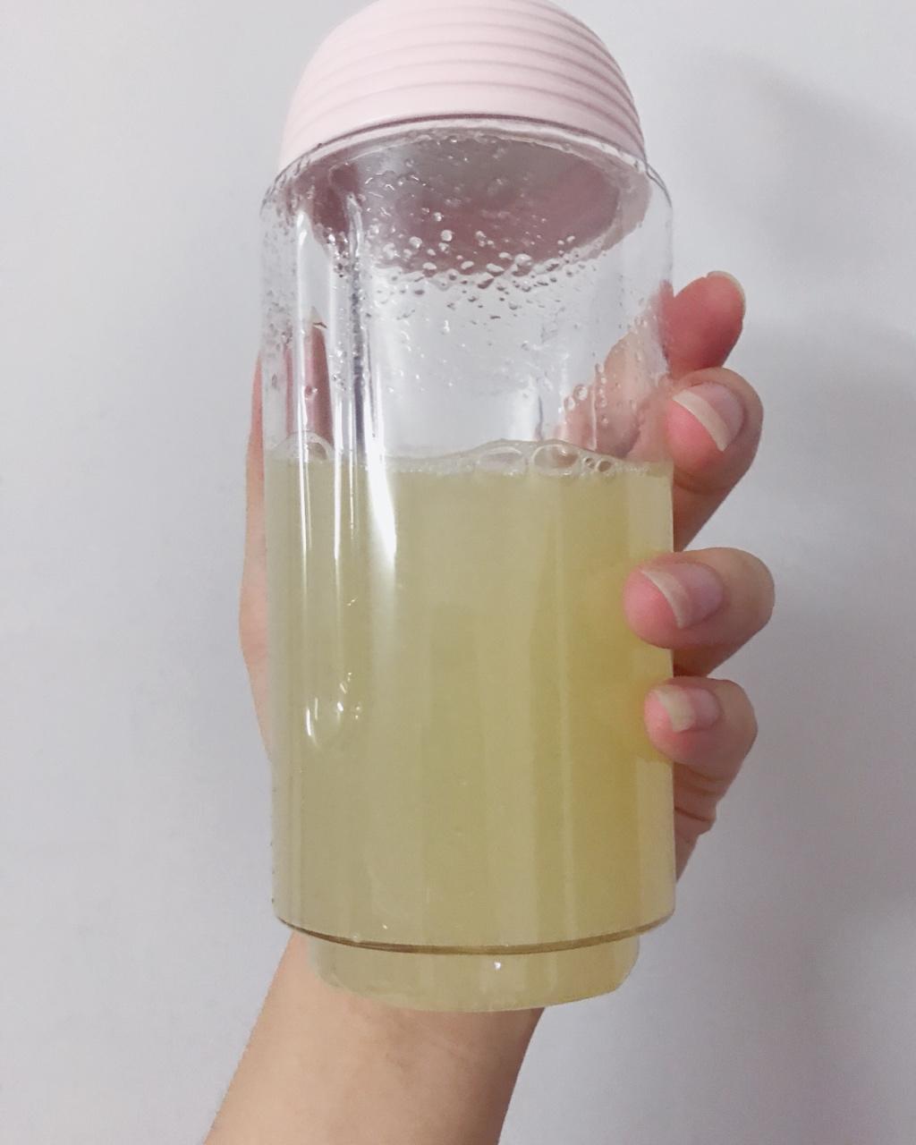 鲜榨梨汁