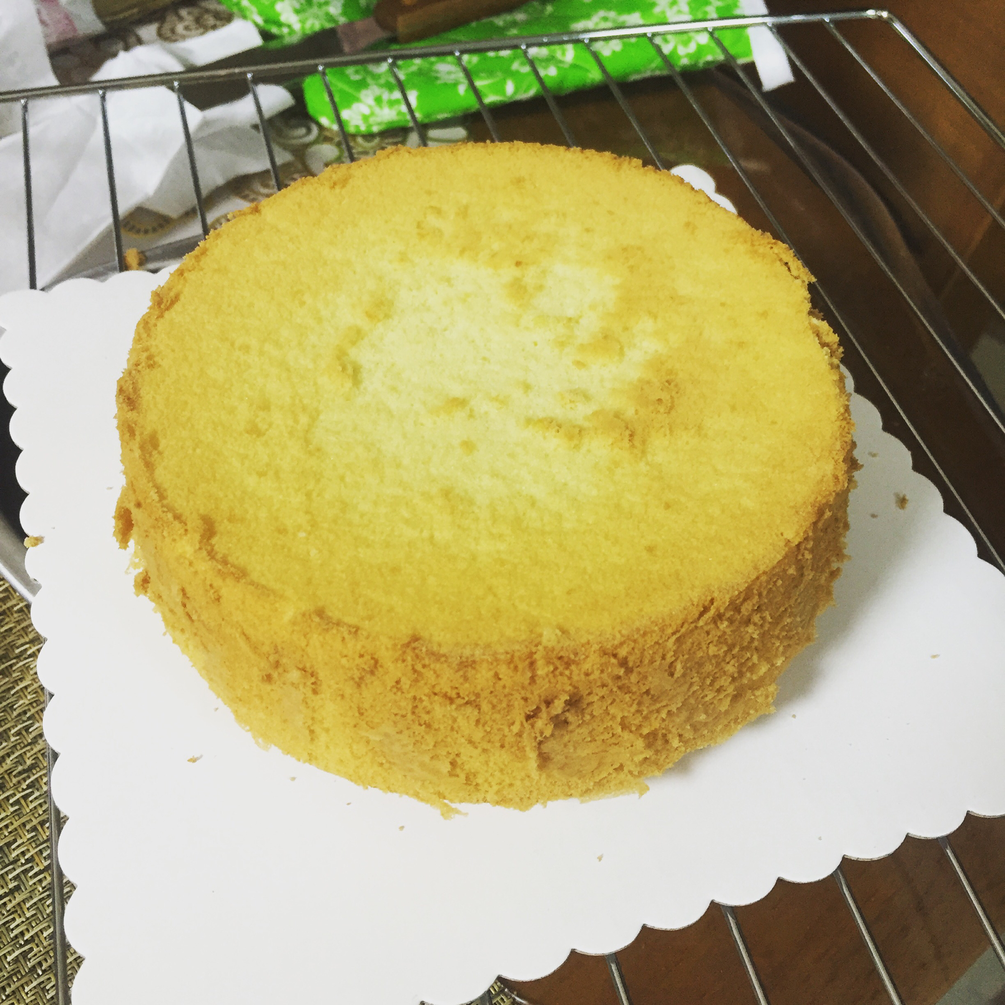 烤箱做蛋糕（戚风蛋糕的做法）