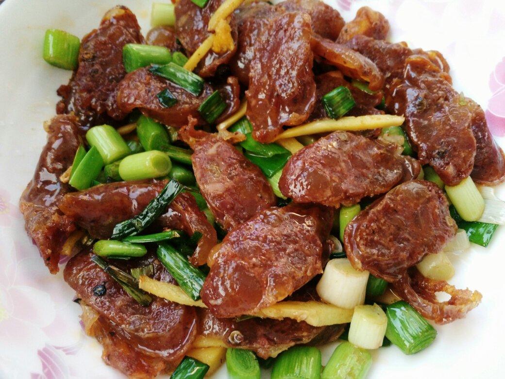 下饭菜:炒腊肠