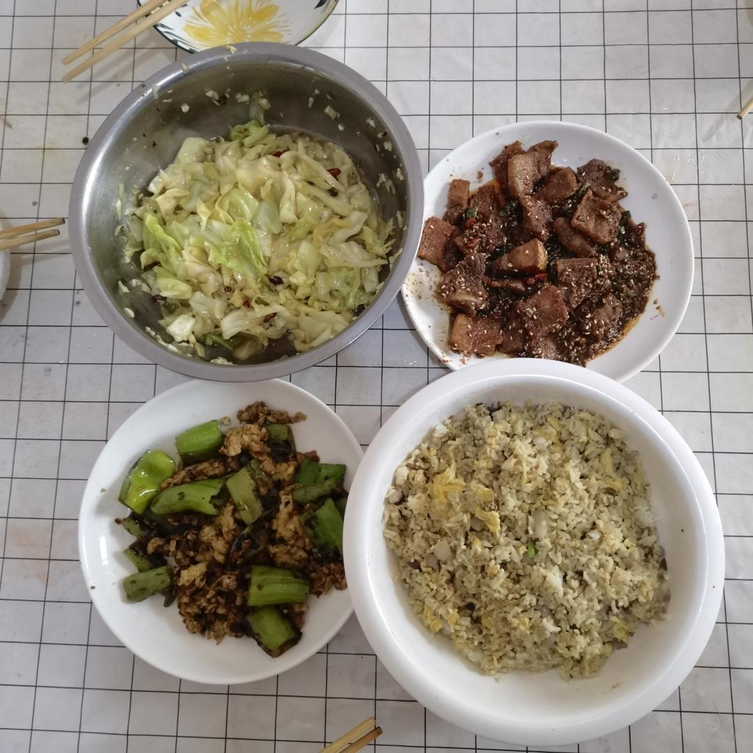 厨师长教你：8种不同的包菜做法，这里总有一款属于你的菜