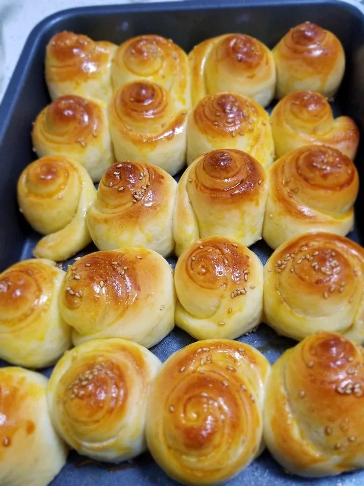 脆底蜂蜜小面包