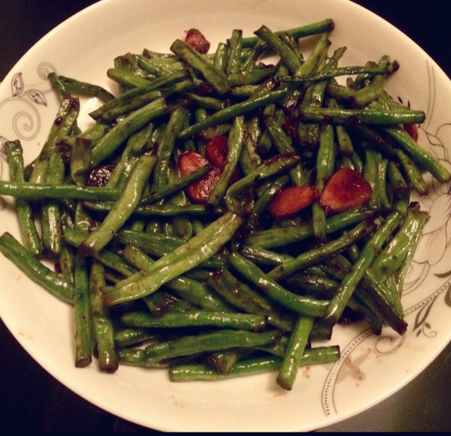 蒜炒豇豆（长豆角）