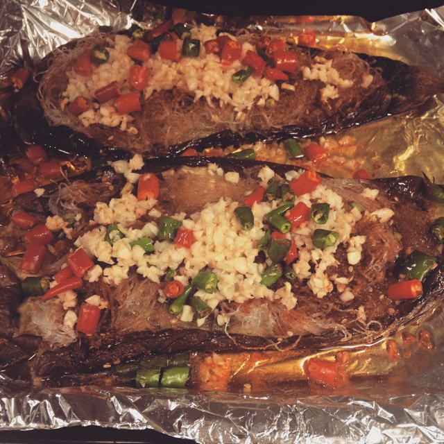 海鲜风味蒜泥粉丝烤茄子