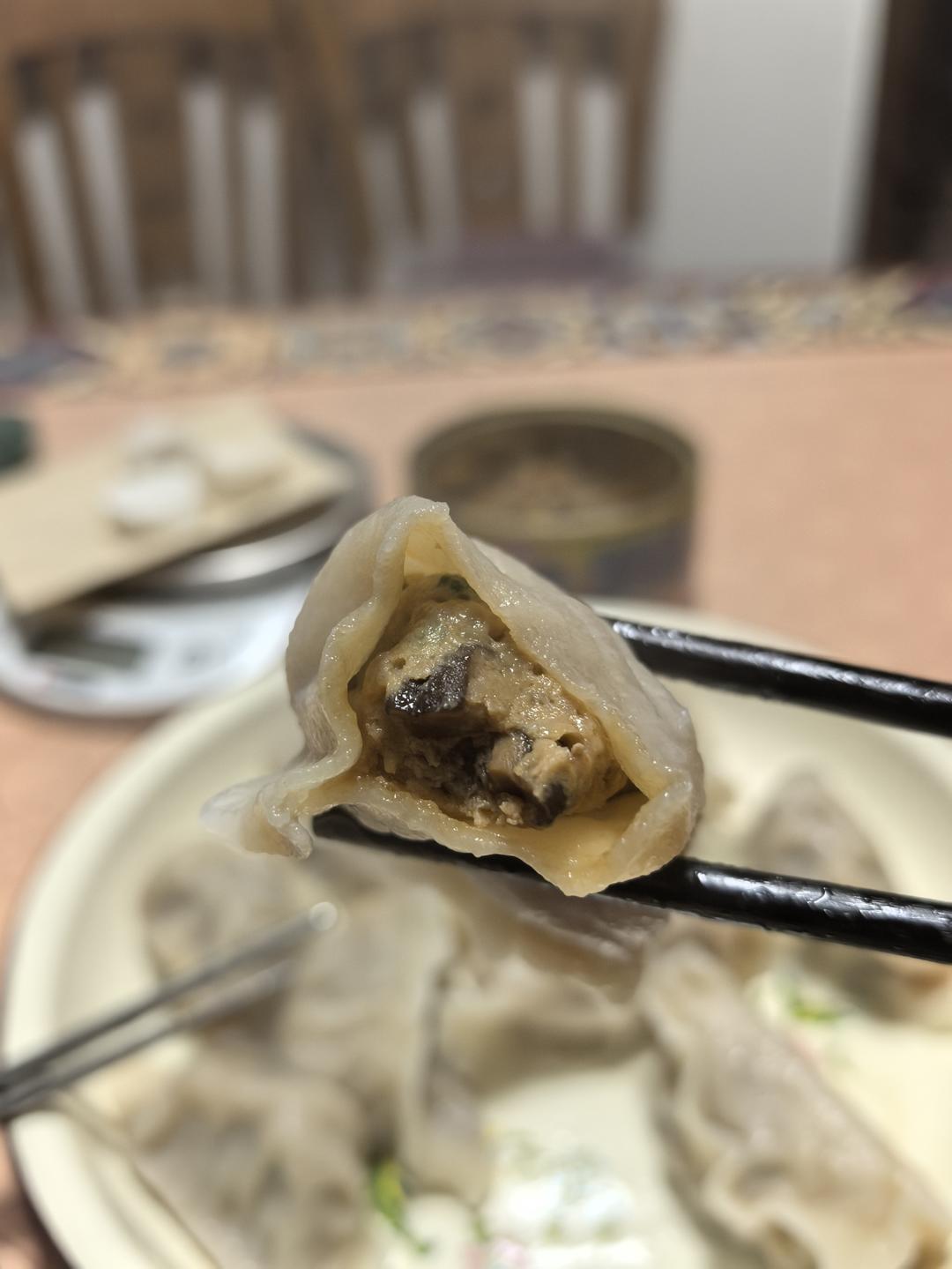 超级好吃的香菇肉馅儿饺子