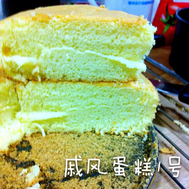 超简单完美戚风蛋糕（6寸2蛋）附打发、翻拌、脱模视频