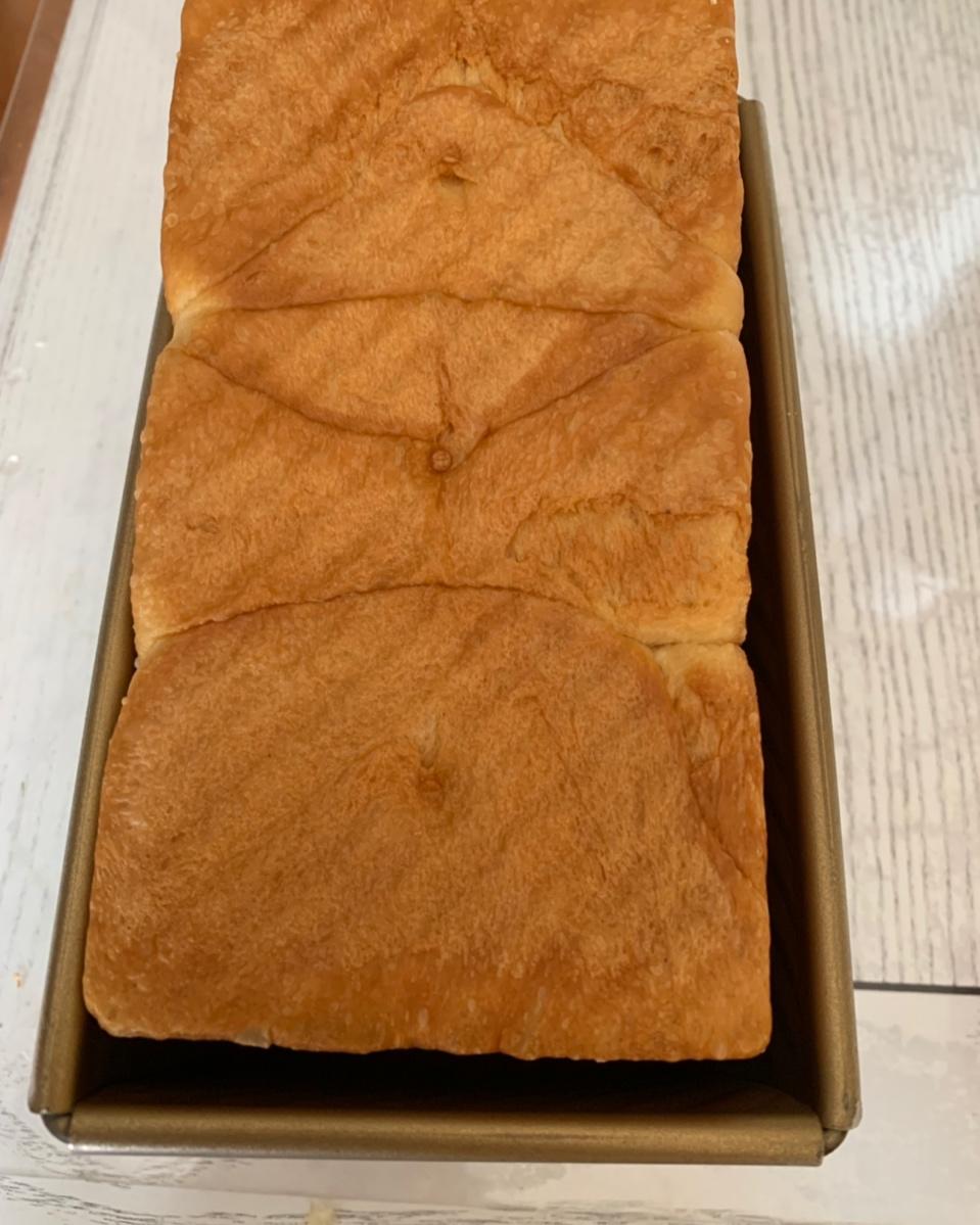 吐司，奶香手撕面包，超级香浓
