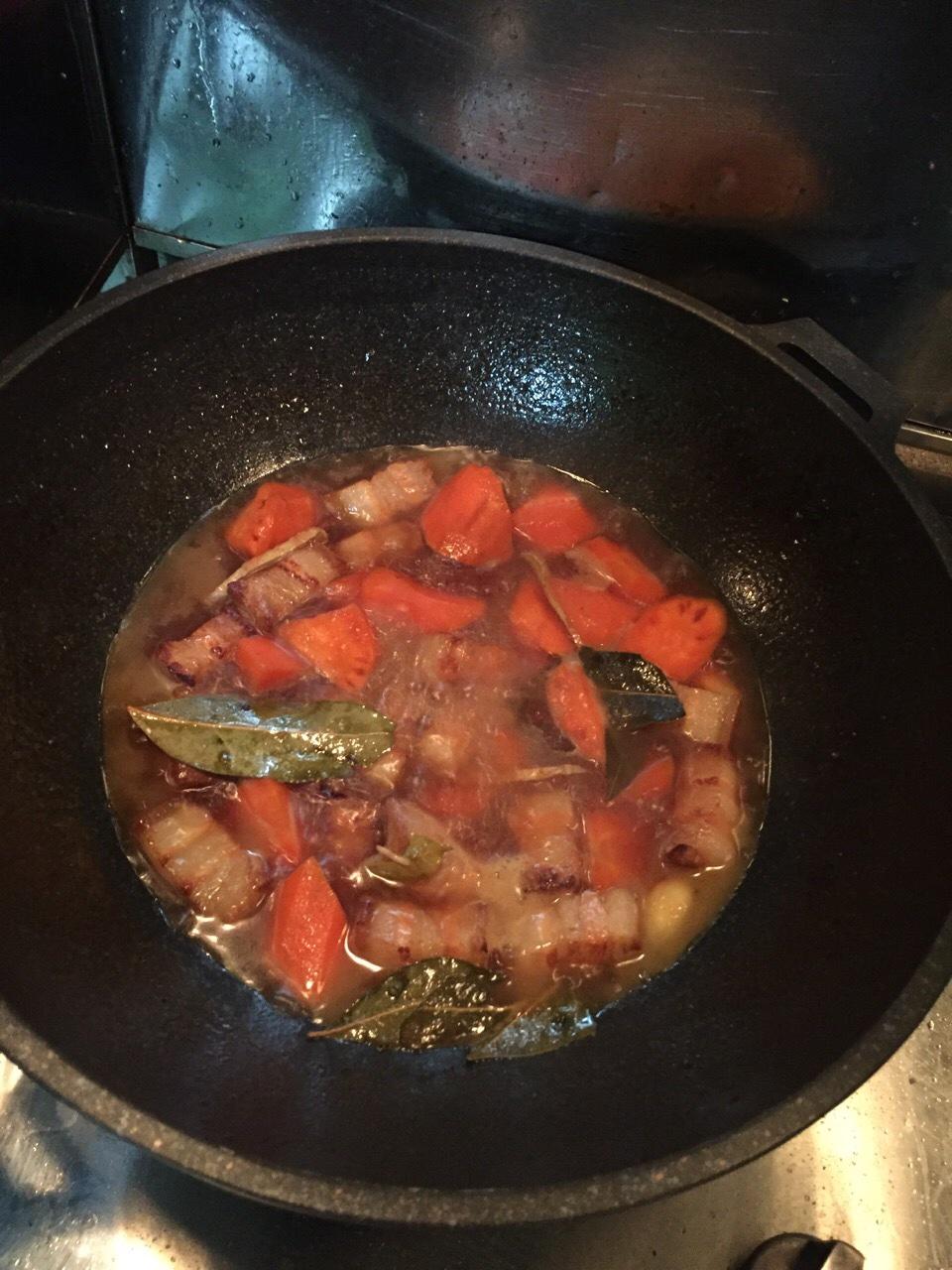 胡萝卜烧肉的做法 步骤5