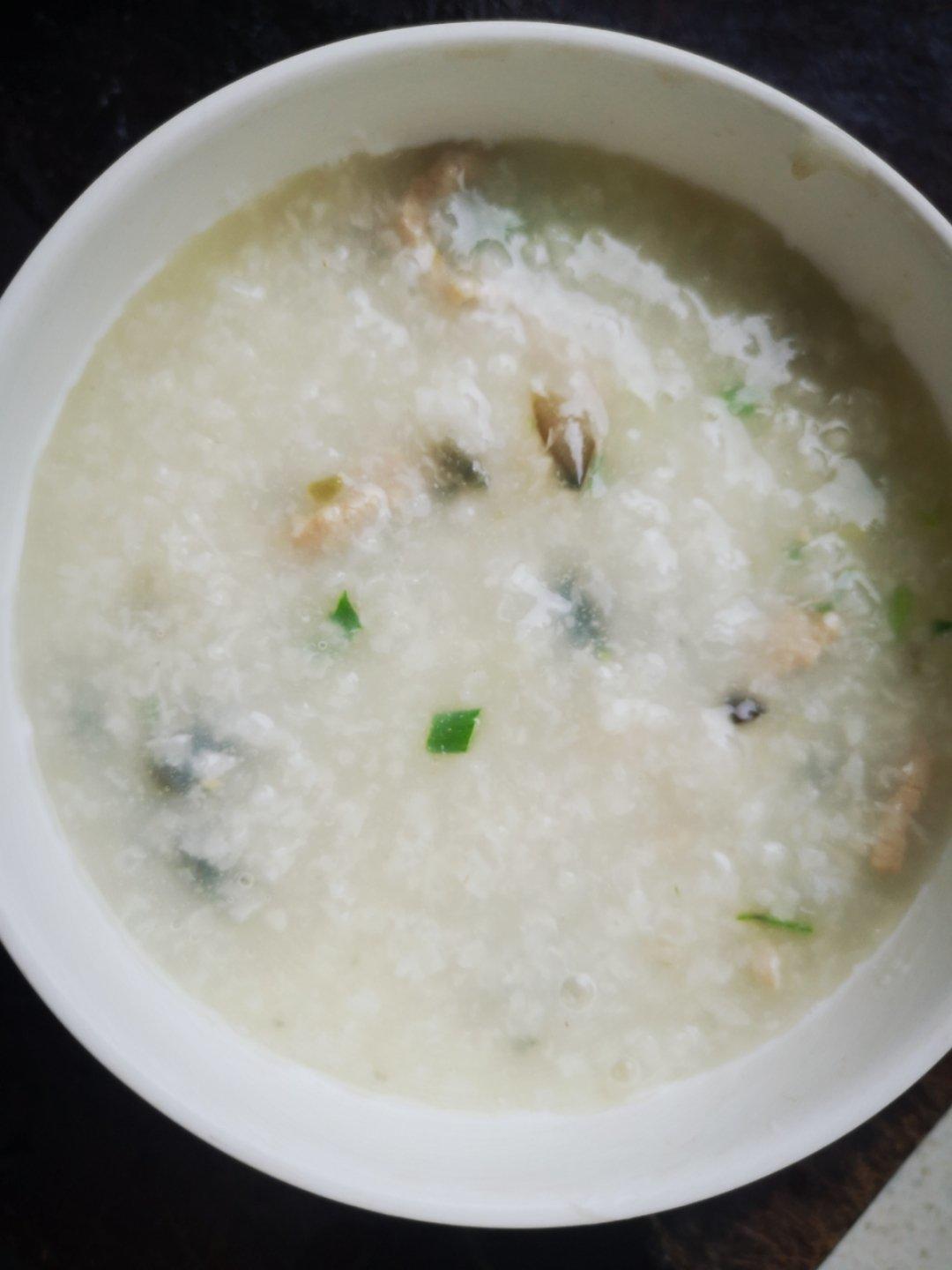 十五分钟快手之香滑皮蛋瘦肉粥(附五分钟电饭煲电压力锅更快捷方法)