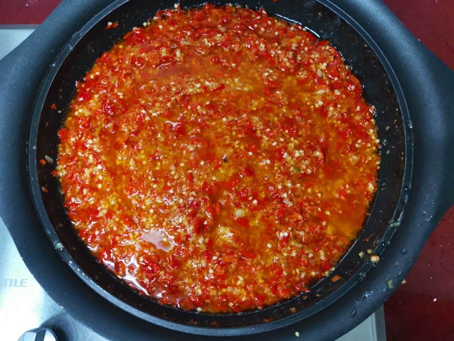 辣椒酱（配饭菜一流）的做法