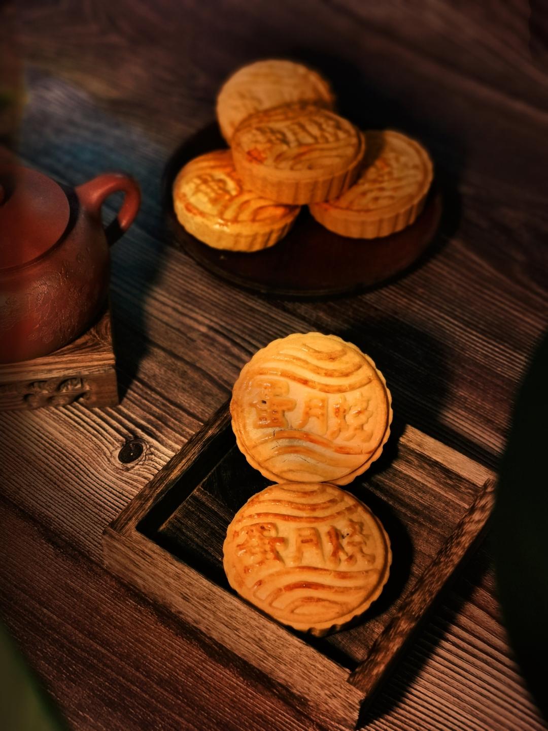 你如果今年还在纠结做什么月饼 试试这款蛋月烧？