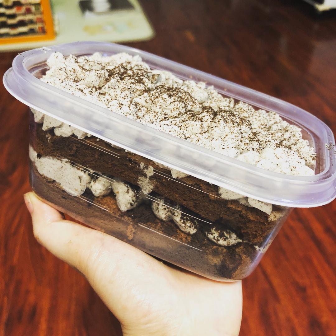 奥利奥咸奶油可可盒子蛋糕