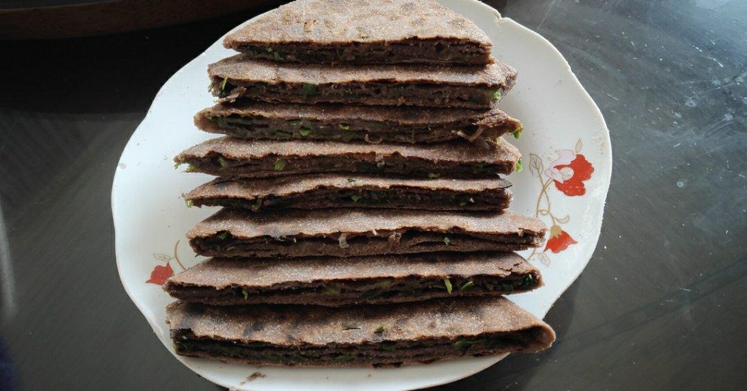 韭菜盒子 & 葱花饼