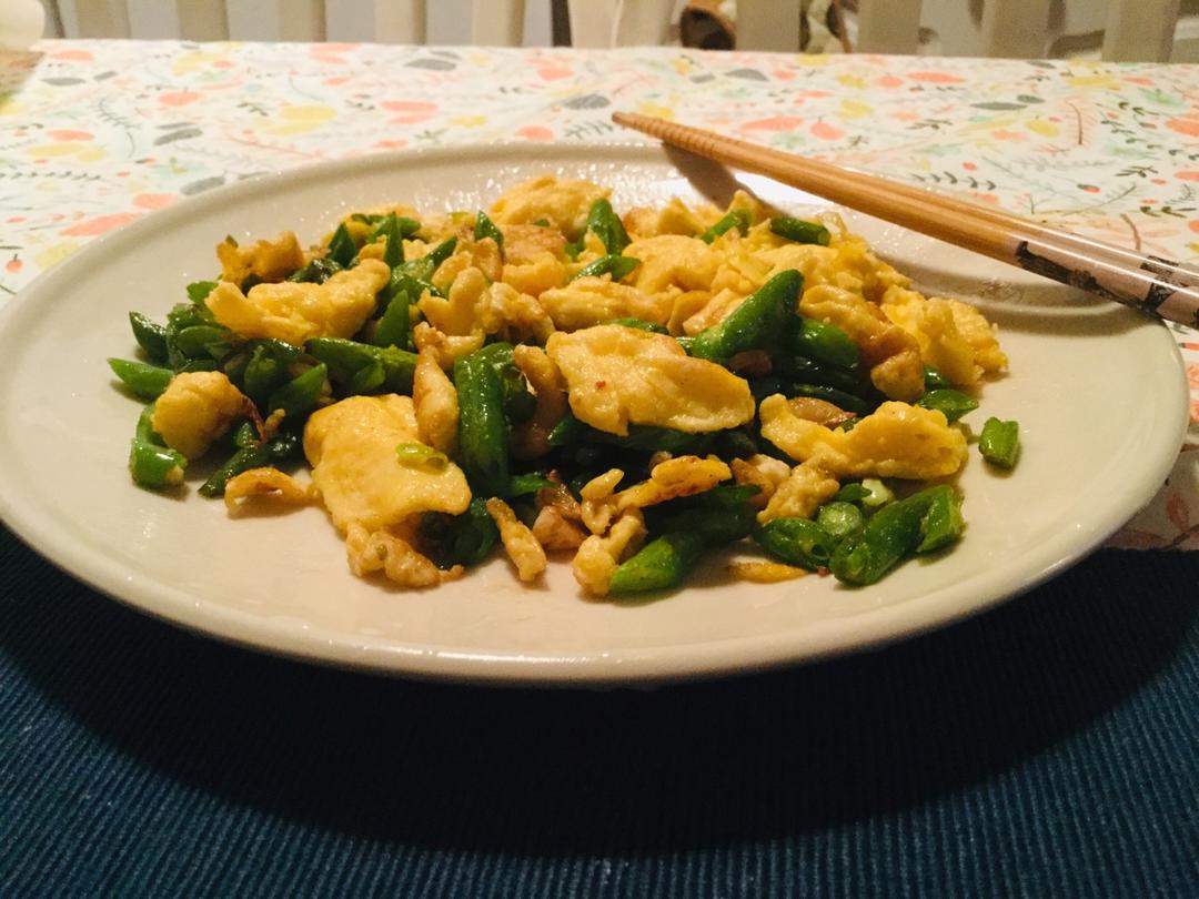 豆角炒鸡蛋
