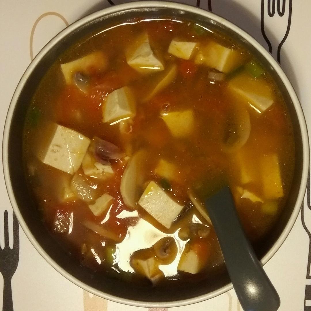 番茄白蘑豆腐汤
