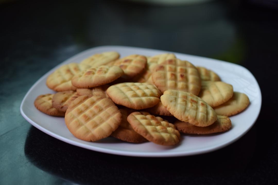牛奶饼干