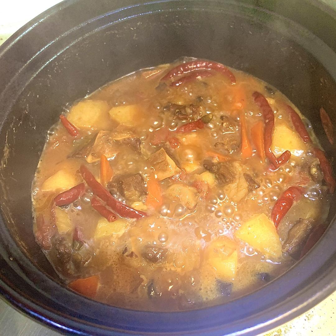 番茄土豆炖牛腩