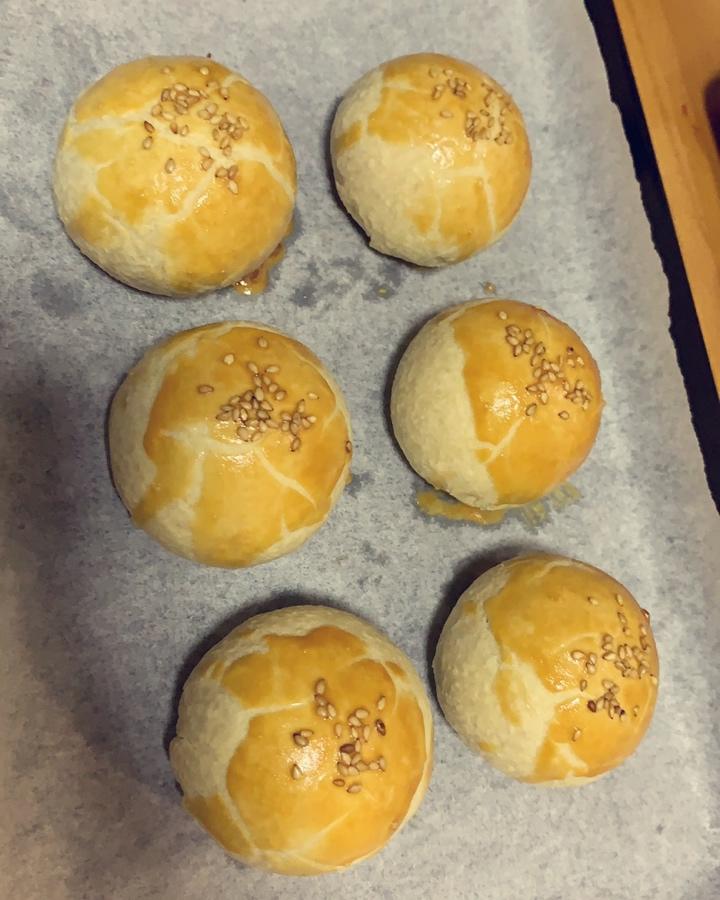 蛋黄酥酥酥（超级奶香黄油版）