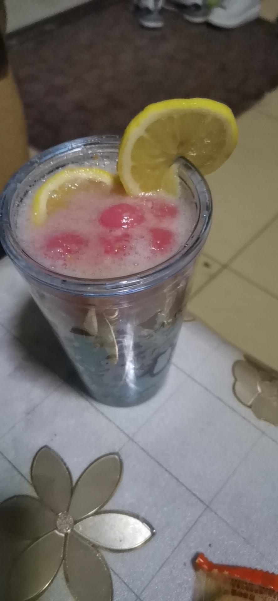 自制夏日冰爽饮品！巨好喝的荔枝柠檬茶饮