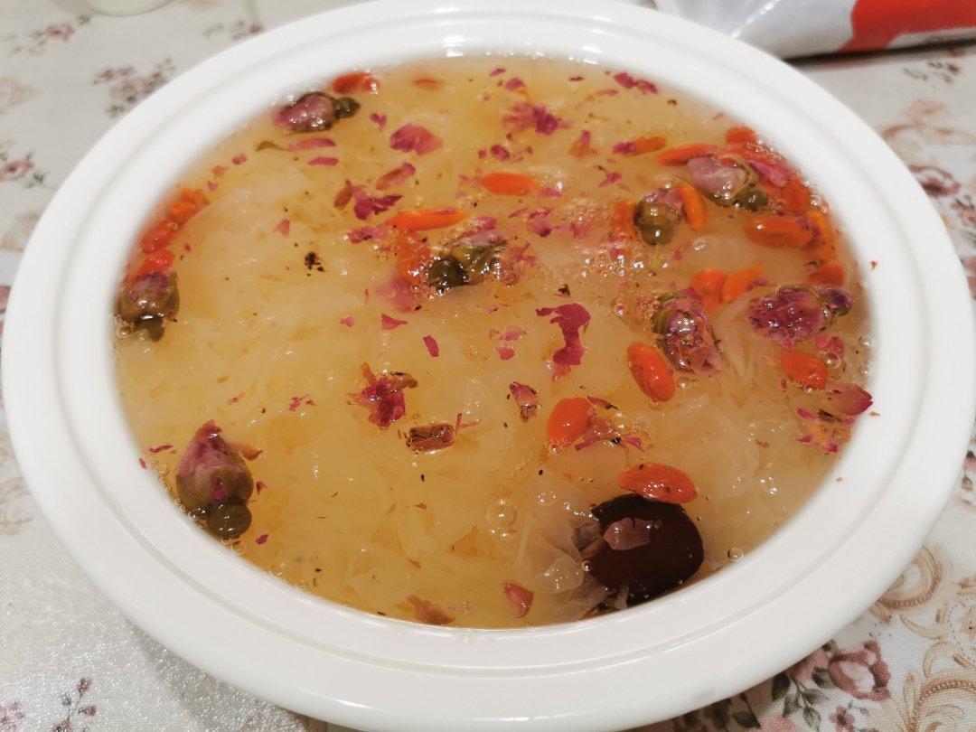 盛世美颜~冰糖玫瑰鲜银耳羹