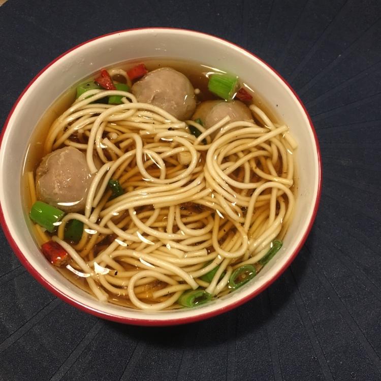 一碗热汤面