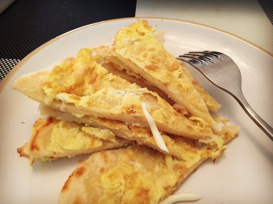 鸡蛋葱油饼                  （更新饼坯保存方法）