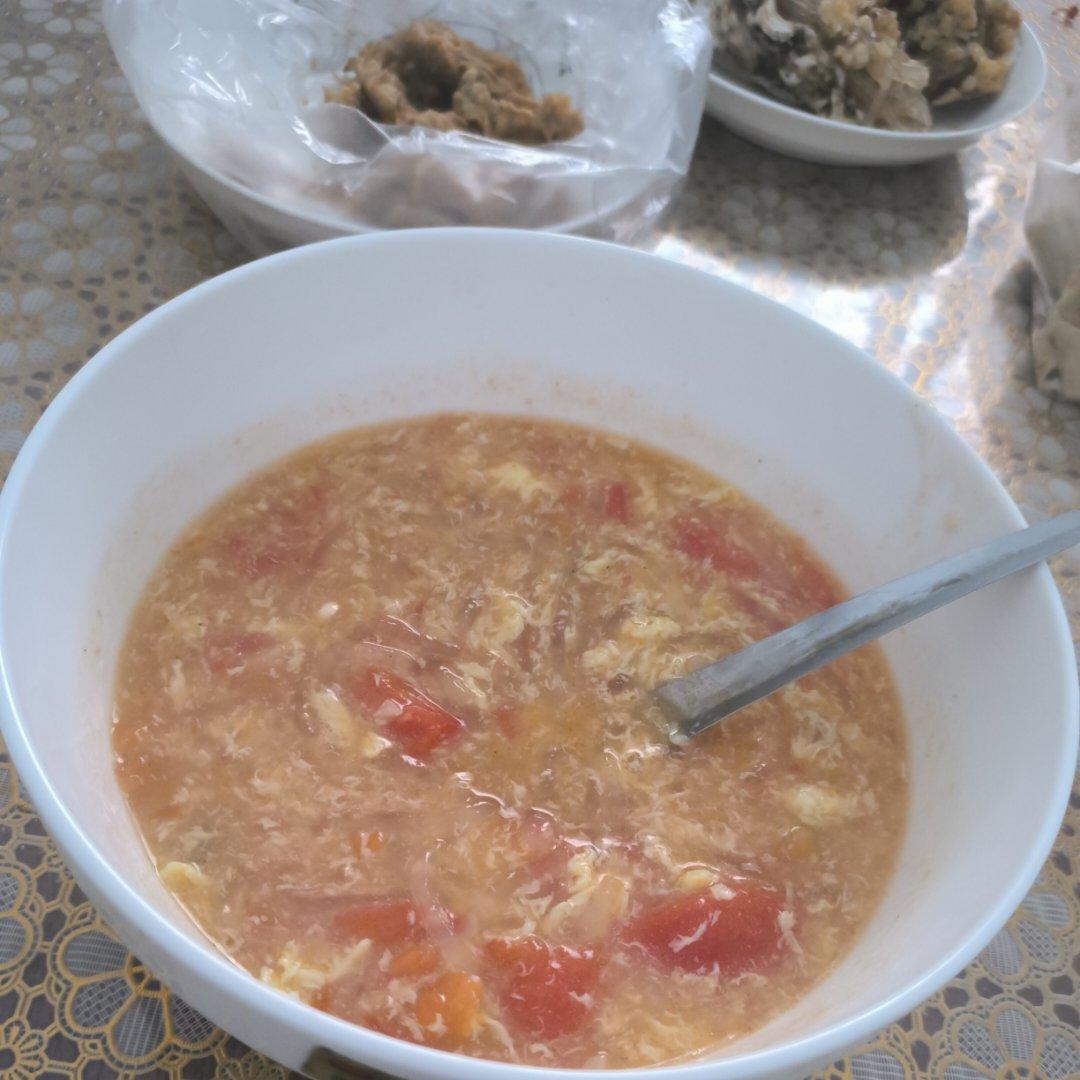 【跟我做不会错】简单又好喝的西红柿鸡蛋汤，家常又营养哦