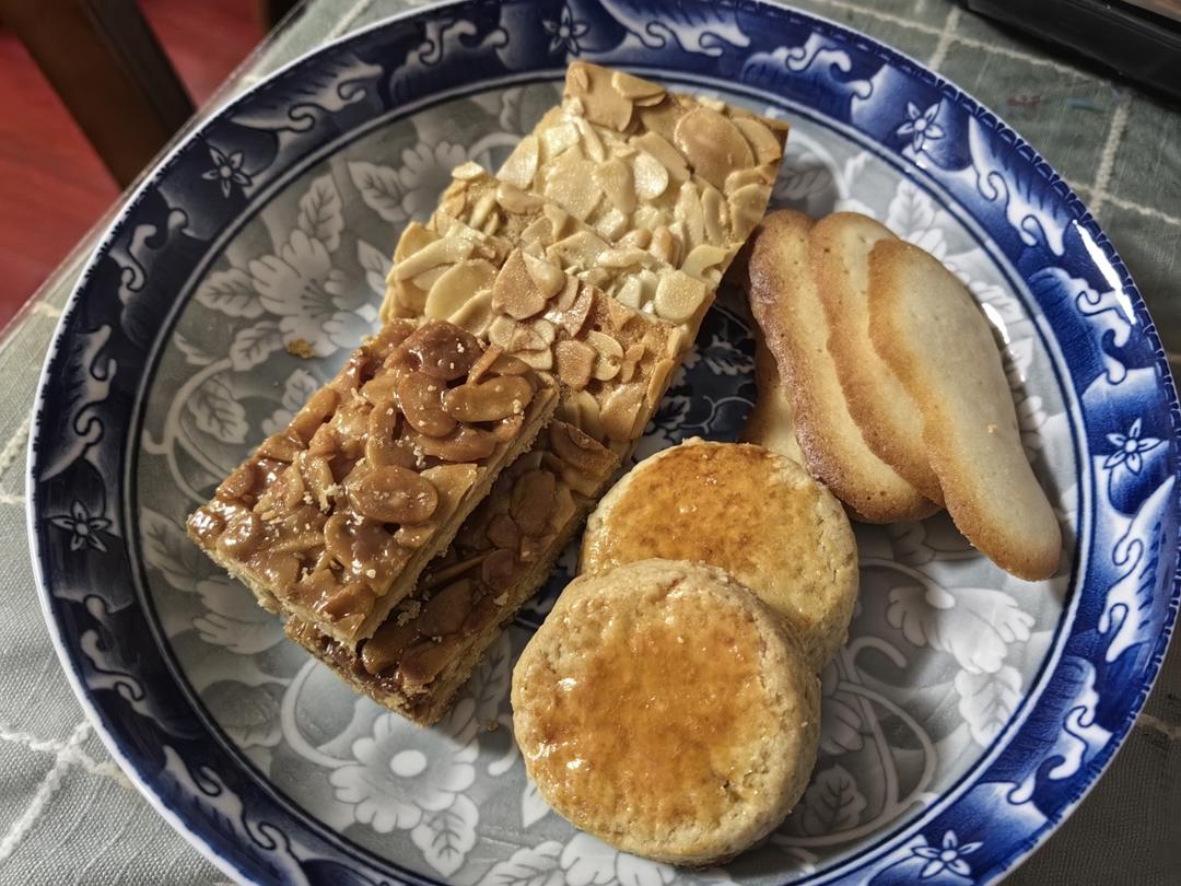 焦糖杏仁佛罗伦汀，好吃有面子的伴手礼，消耗干果好方法