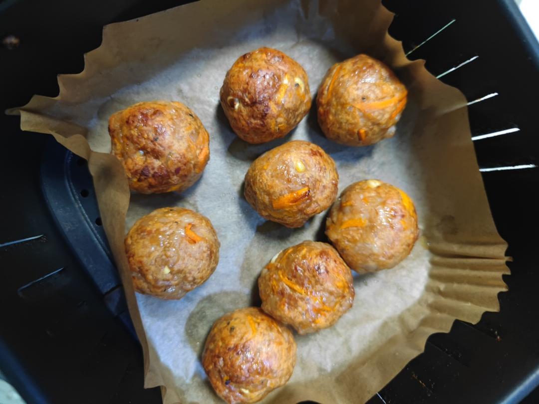 胡萝卜猪肉丸子（空气炸锅版）