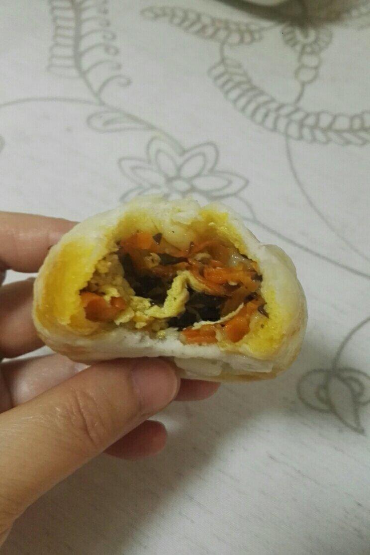 胡萝卜木耳鸡蛋素包子