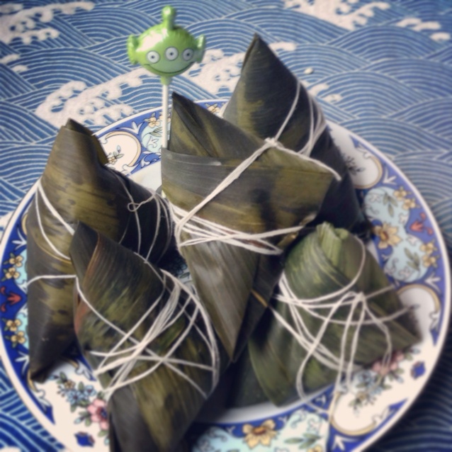 包粽子