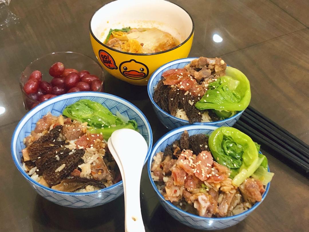 羊肚菌焖饭【曼食慢语】