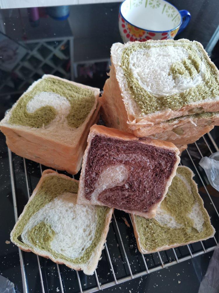 双色吐司