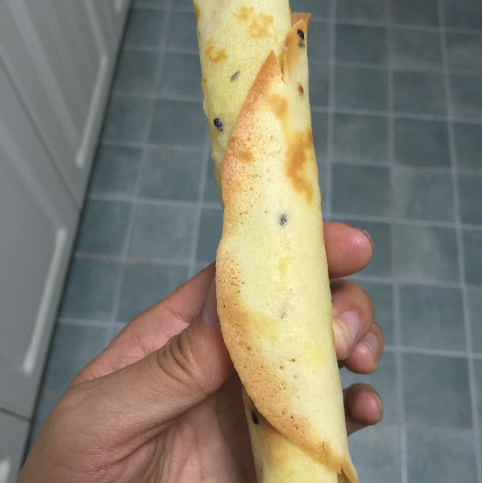 黑芝麻蛋卷