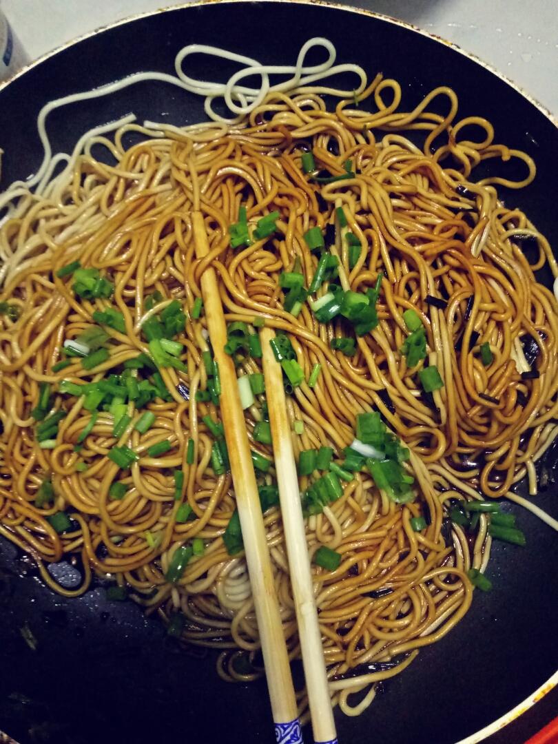 简单好吃的葱油面