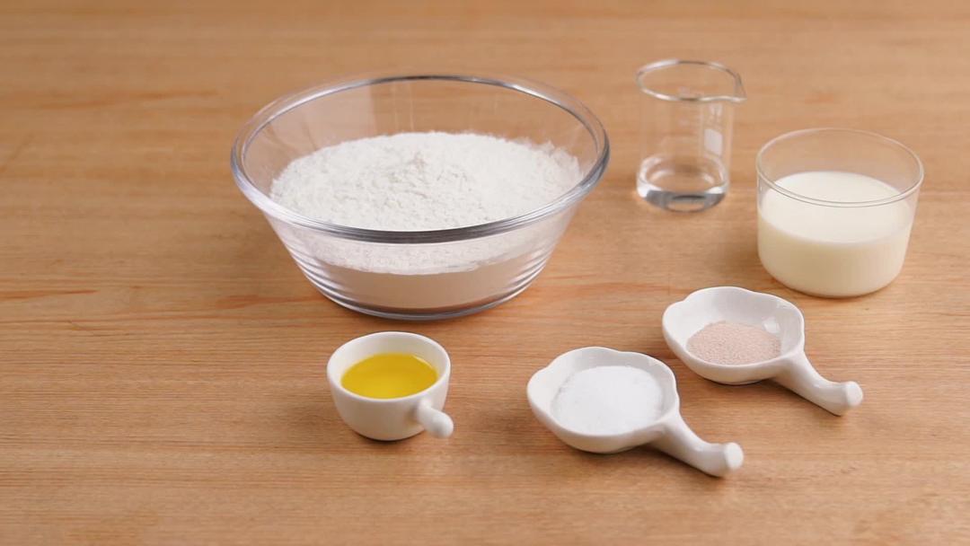 纯奶手撕吐司的做法 步骤1