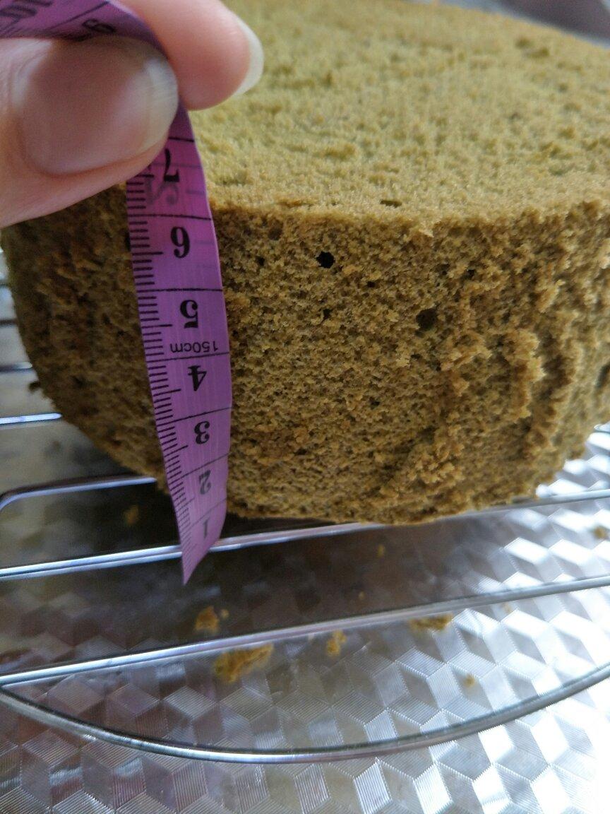六寸抹茶戚风蛋糕