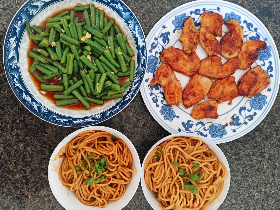 减肥食谱 | 香煎鸡胸肉317