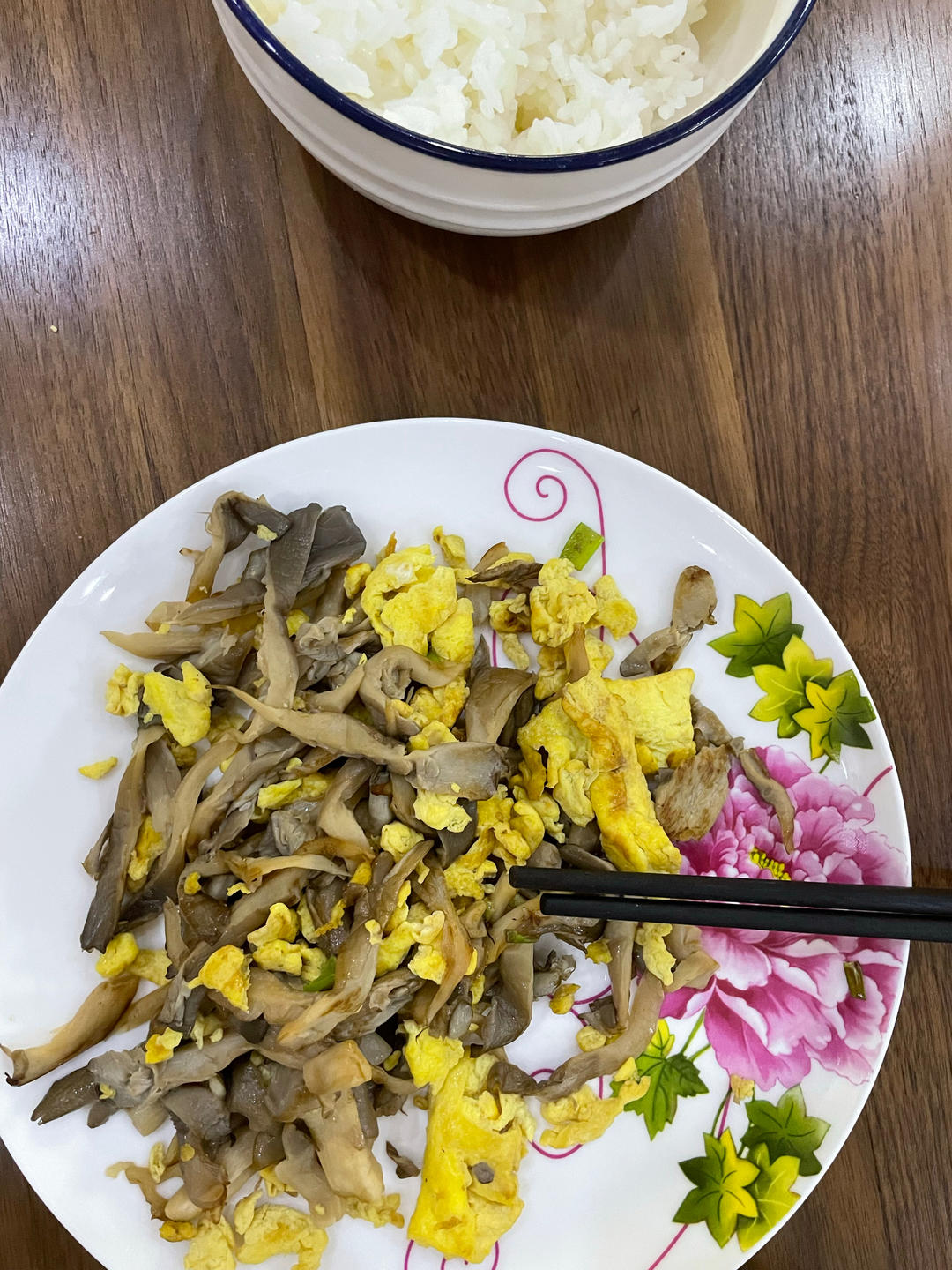 好吃家常菜❤️蘑菇炒鸡蛋