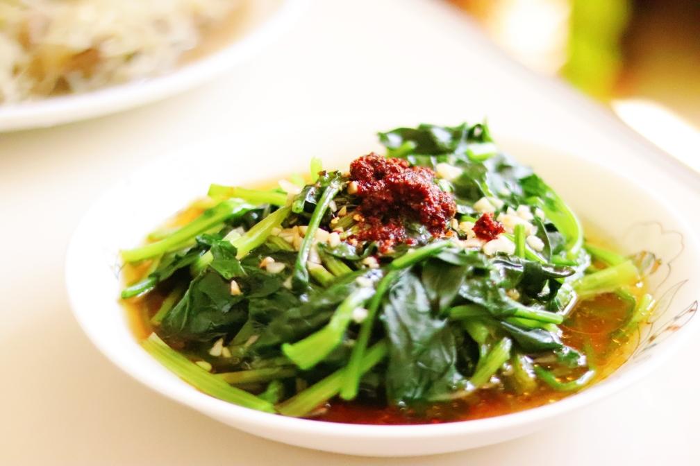 凉拌菠菜🥬的做法