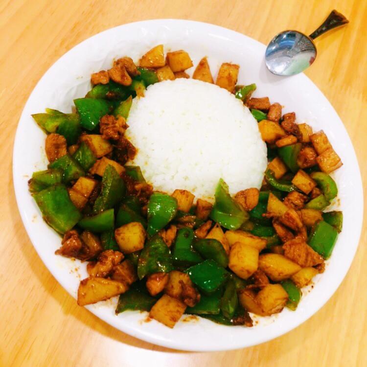土豆青椒炒肉片